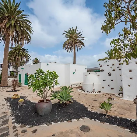La Crucita - Guinate Villa Haría